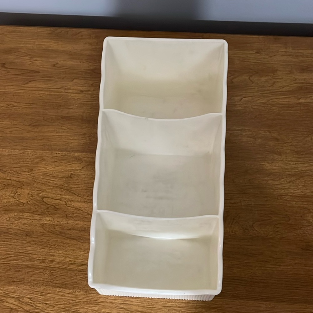 Excellent used Tupperware organizer for kitchen